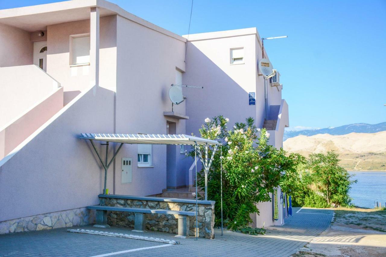 Apartmani Prvi Red Do Mora Đảo Pag Ngoại thất bức ảnh