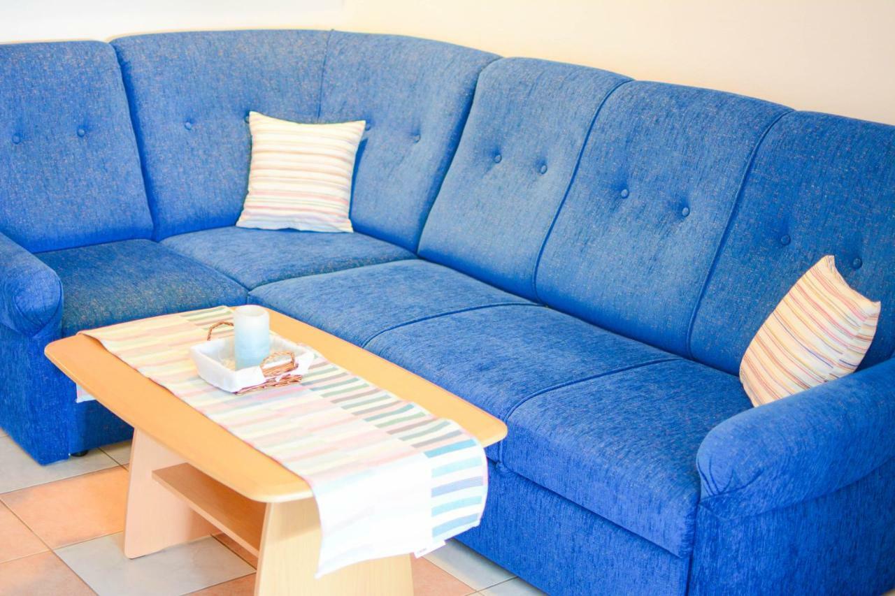 Apartmani Prvi Red Do Mora Đảo Pag Ngoại thất bức ảnh
