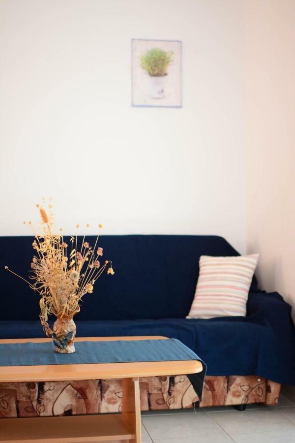 Apartmani Prvi Red Do Mora Đảo Pag Ngoại thất bức ảnh