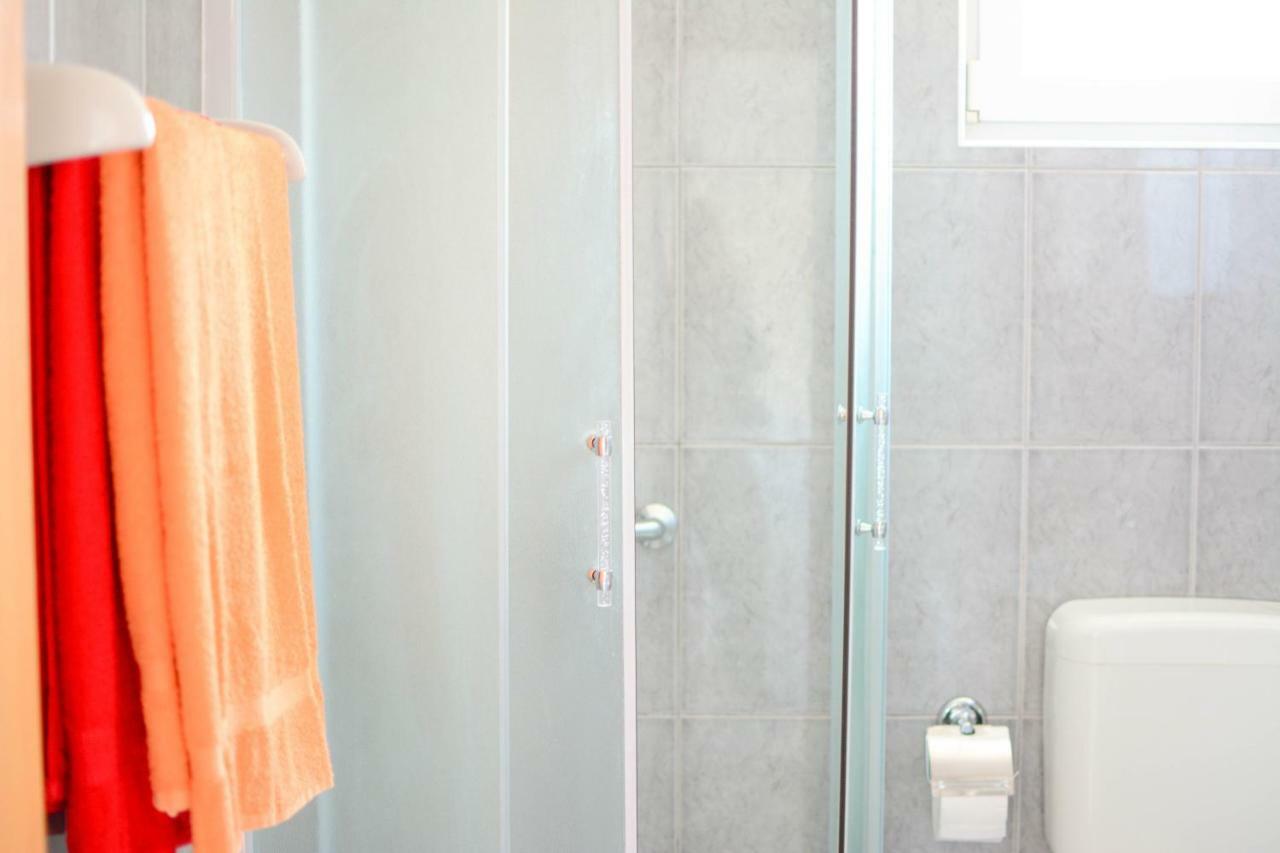 Apartmani Prvi Red Do Mora Đảo Pag Ngoại thất bức ảnh